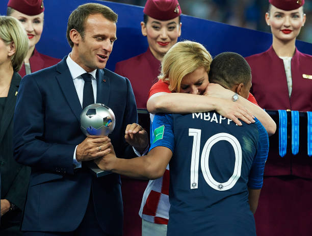 场上频繁斩 场上频繁斩