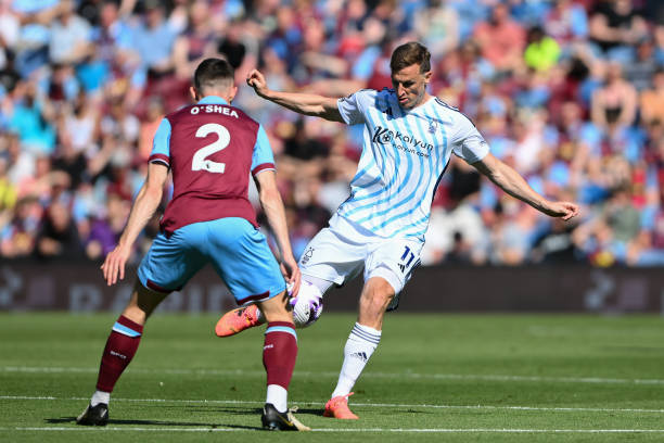 现激烈争锋 现激烈争锋